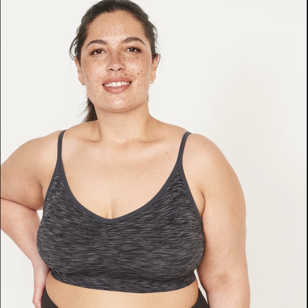 New With Tags! Light Support Seamless Convertible Racerback Sports Bra Old Navy